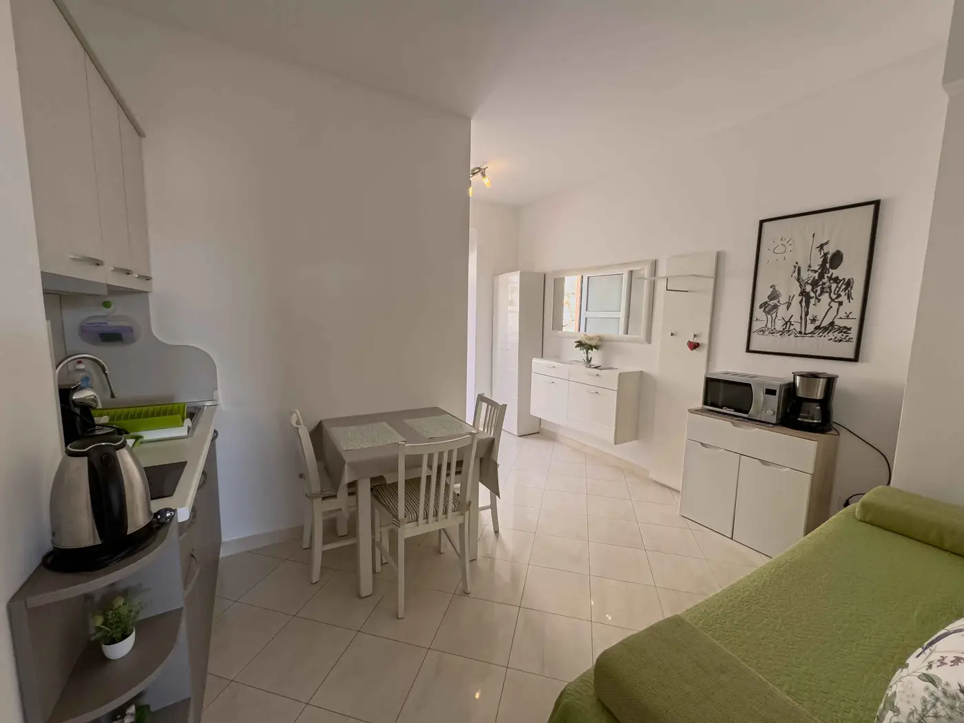 Apartment Island — photo 1